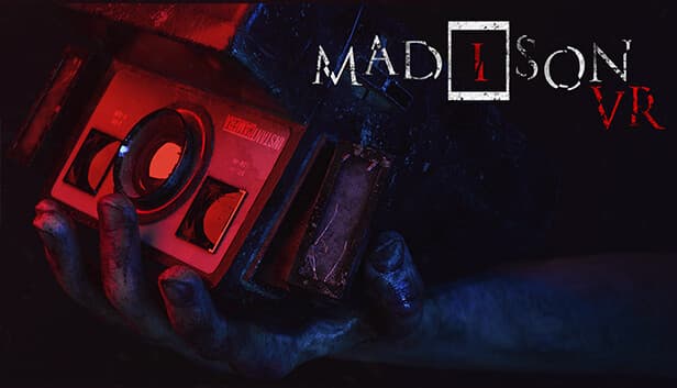 Постер хоррор-игры Madison VR: рука держит старый фотоаппарат в мрачном красно-синем освещении, справа расположен логотип игры.